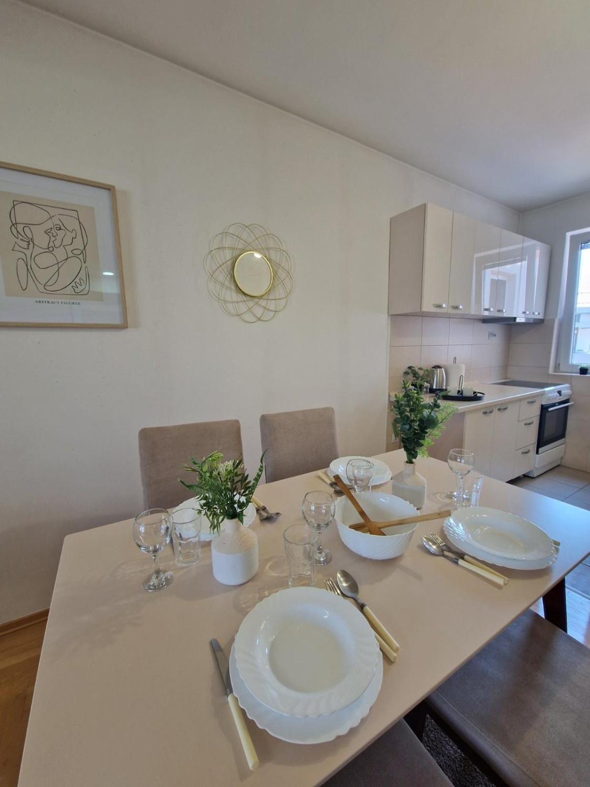 Kamche Lux Apartment Σκόπια Εξωτερικό φωτογραφία