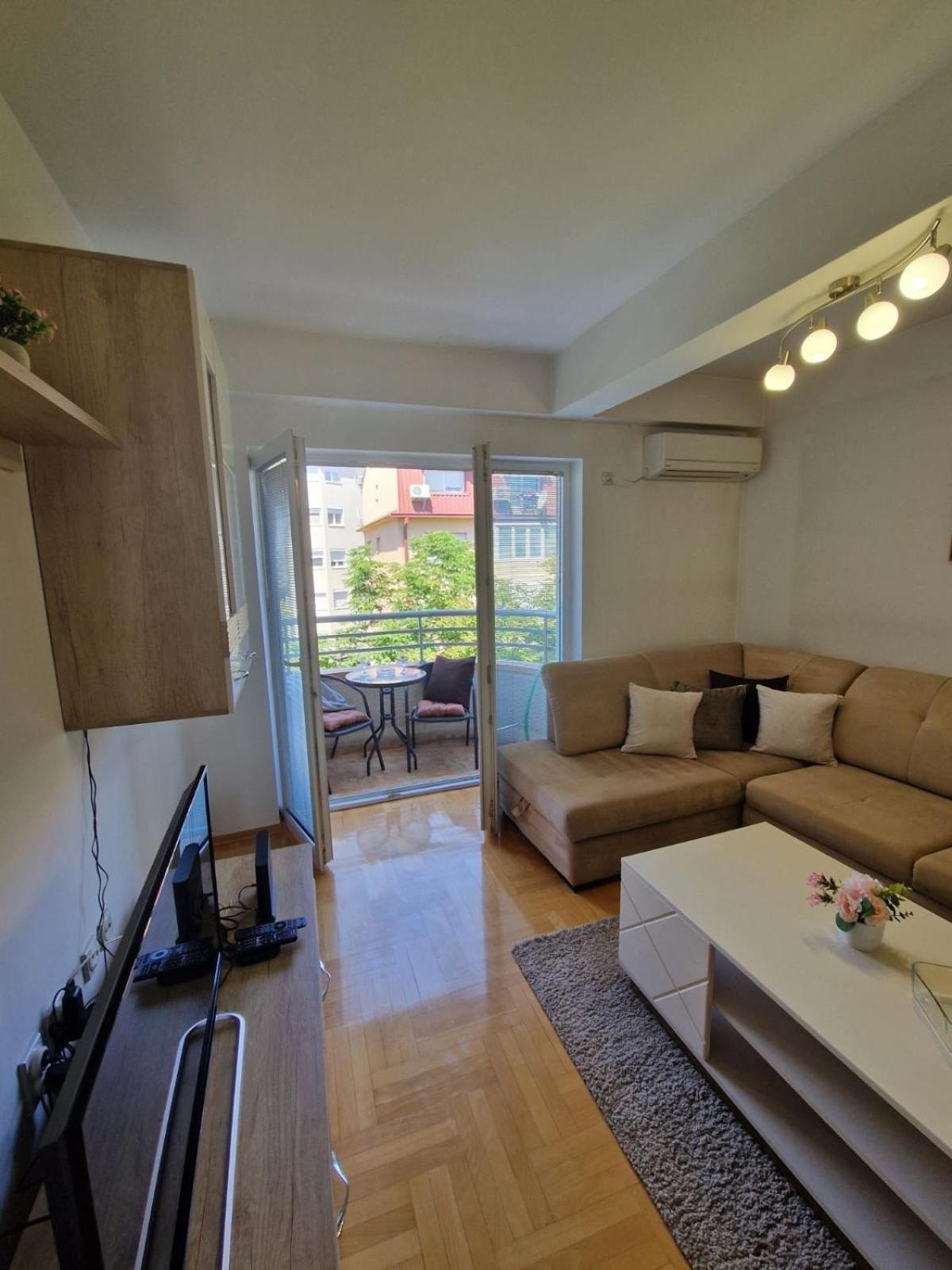 Kamche Lux Apartment Σκόπια Εξωτερικό φωτογραφία