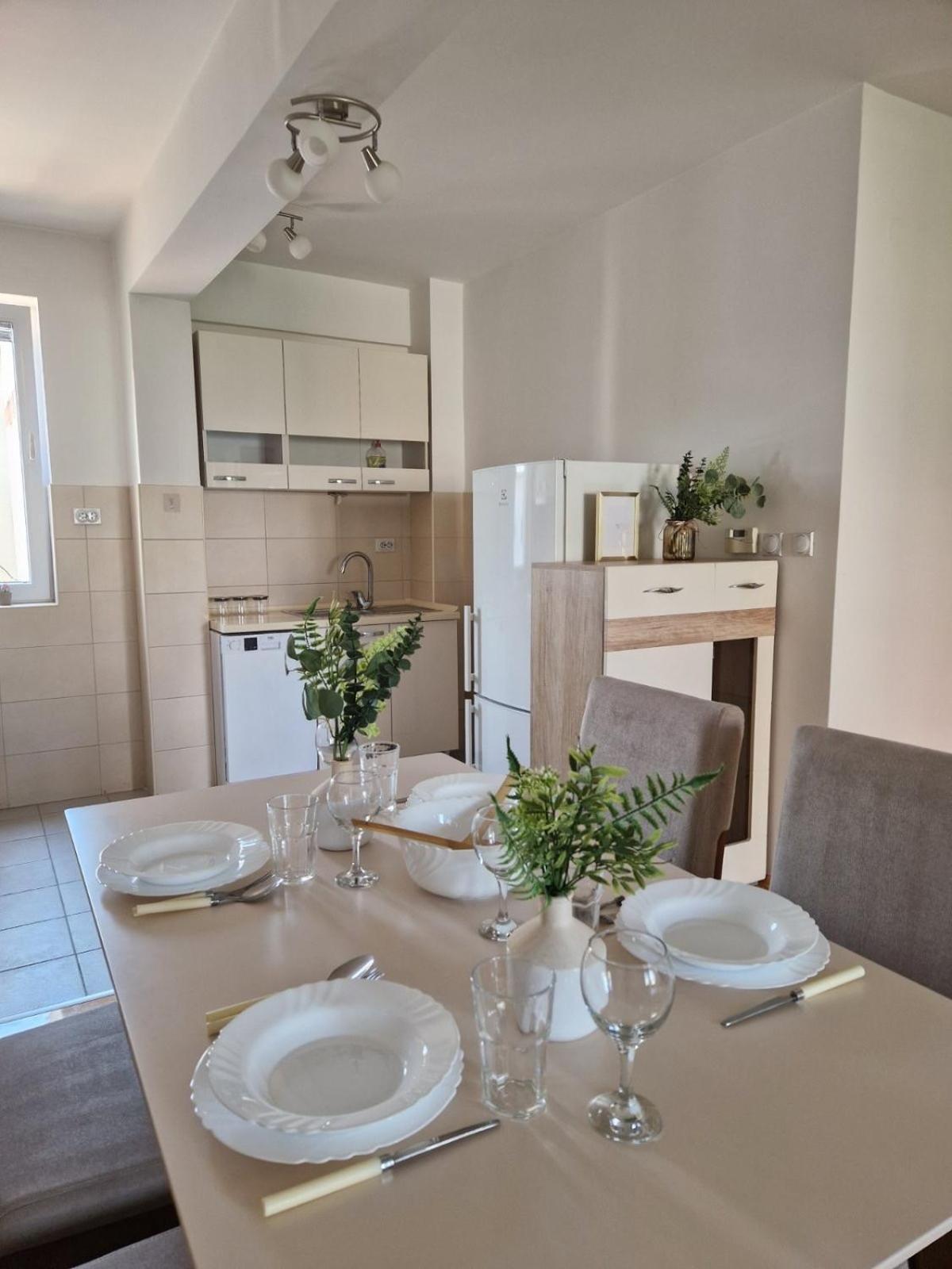 Kamche Lux Apartment Σκόπια Εξωτερικό φωτογραφία